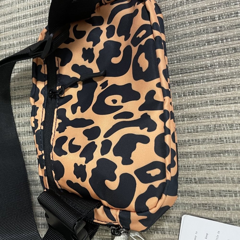 Lululemon Everywhere Belt Bag 1L New  Crossbody bag